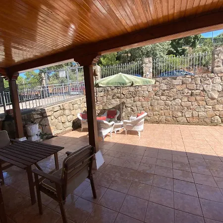 Villa Chalet Independente Con Salón De Juegos Y Jacuzzi