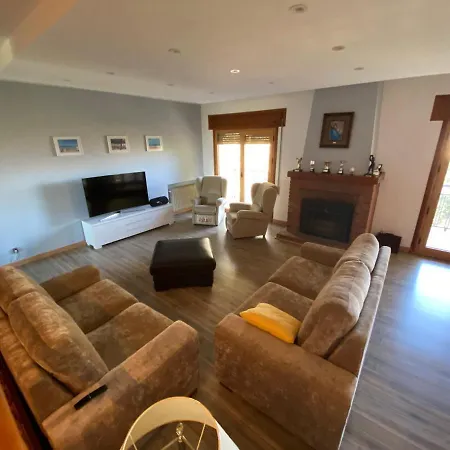 Chalet Independente Con Salón De Juegos Y Jacuzzi Villa *